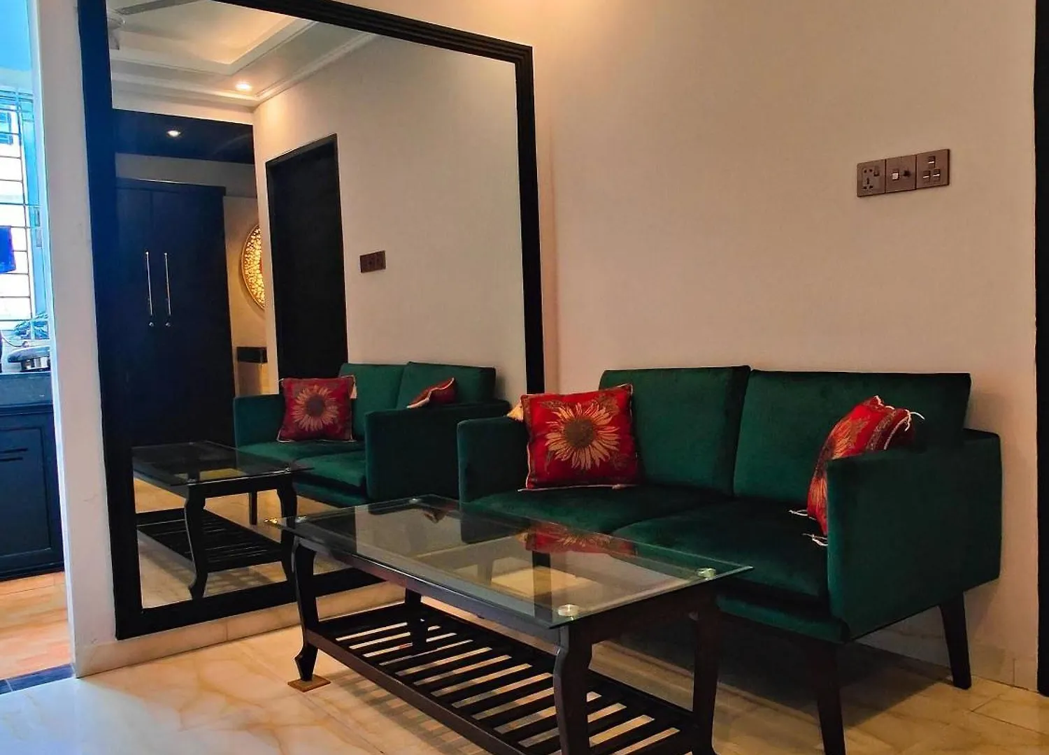 Modern Luxe Studio Apartment In Uttara Near Airport Dhaka